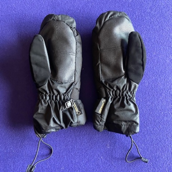 Gordini Black Snow Mittens Girls Size Small - Picture 3 of 3
